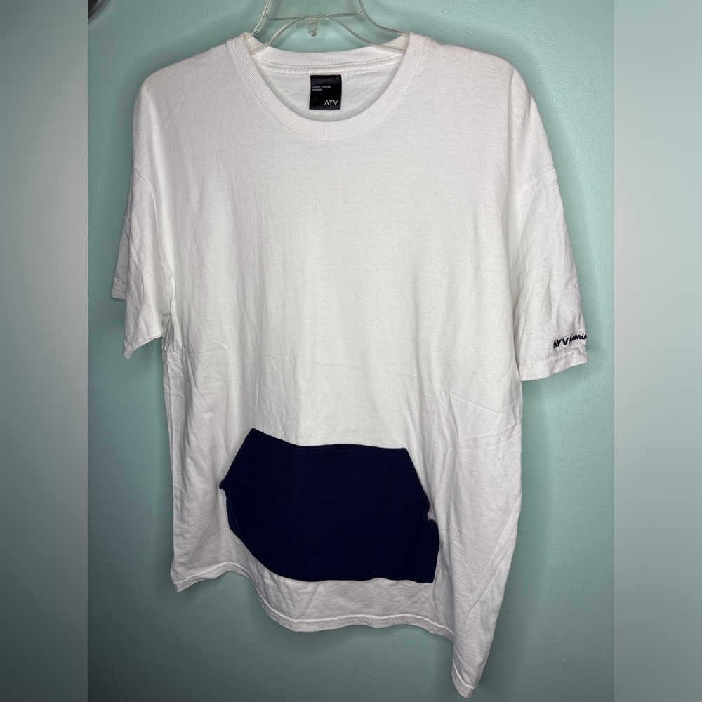AYV – Accent Your Vibe White & Navy Shirt – Size XL